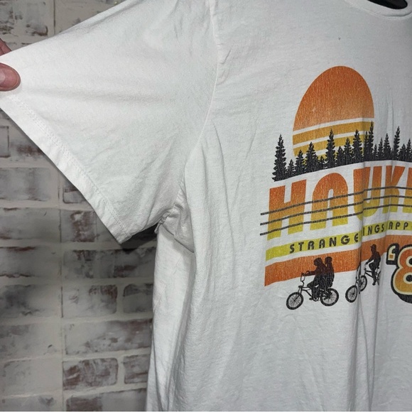 Netflix White and Orange '85 Graphic Tee - Picture 3 of 5